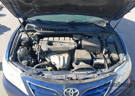 2010 Toyota Camry Le z USA, uszkodzony, nr VIN 4T4BF3EK2AR072476